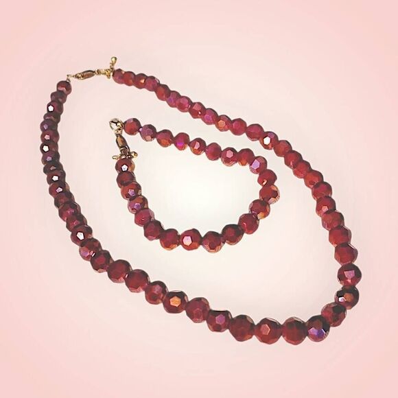 Hand Crafted‎ Ruby Faceted Crystal Cut Glass Beads Necklace Bracelet Gold Clasp - Picture 1 of 5